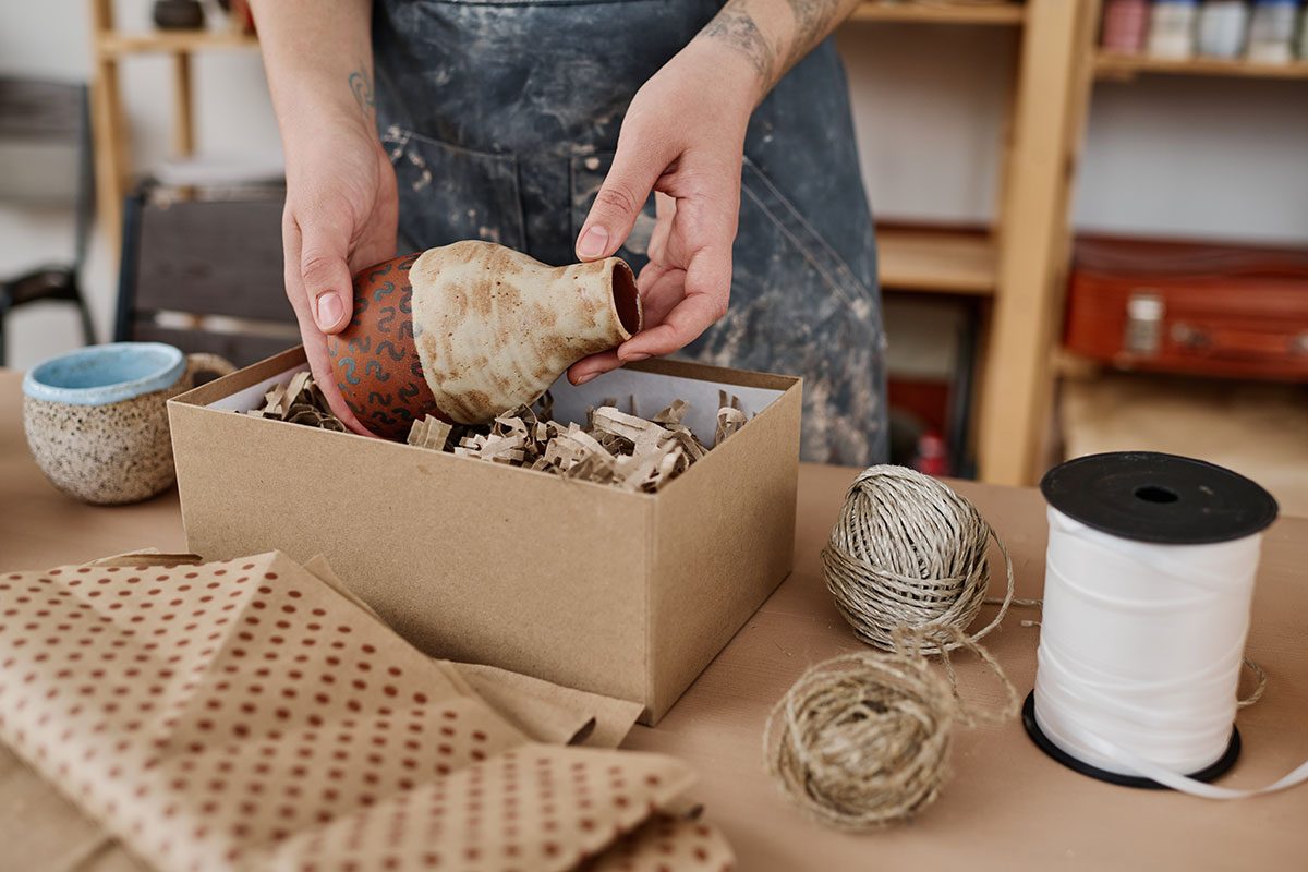 young-female-pitcher-or-owner-of-small-pottery-sho-resize.jpg young-female-pitcher-or-owner-of-small-pottery-sho-resize.jpg